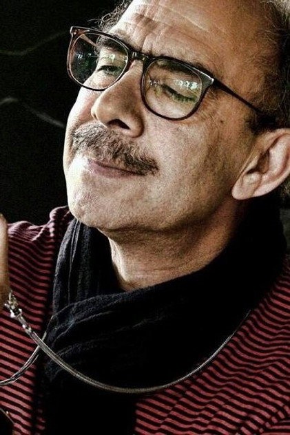 Kioumars Derambakhsh