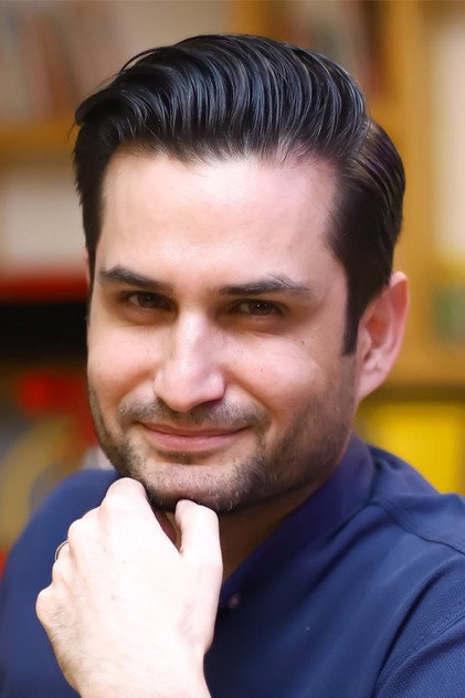 پویا امینی