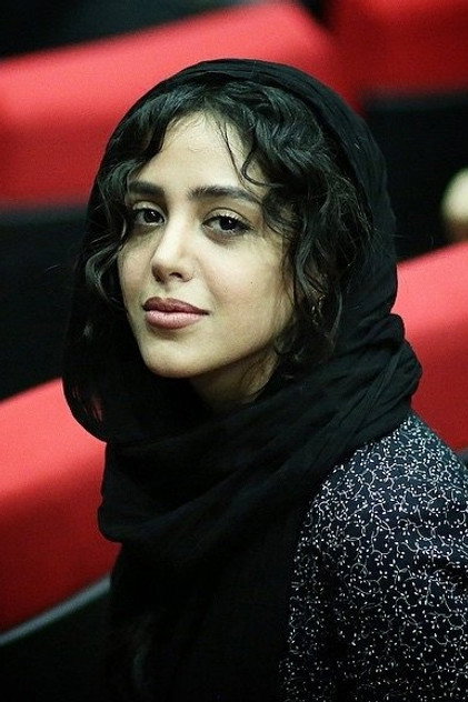 هنگامه حمیدزاده