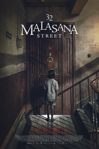 Malasaña 32 (32 Malasana Street)