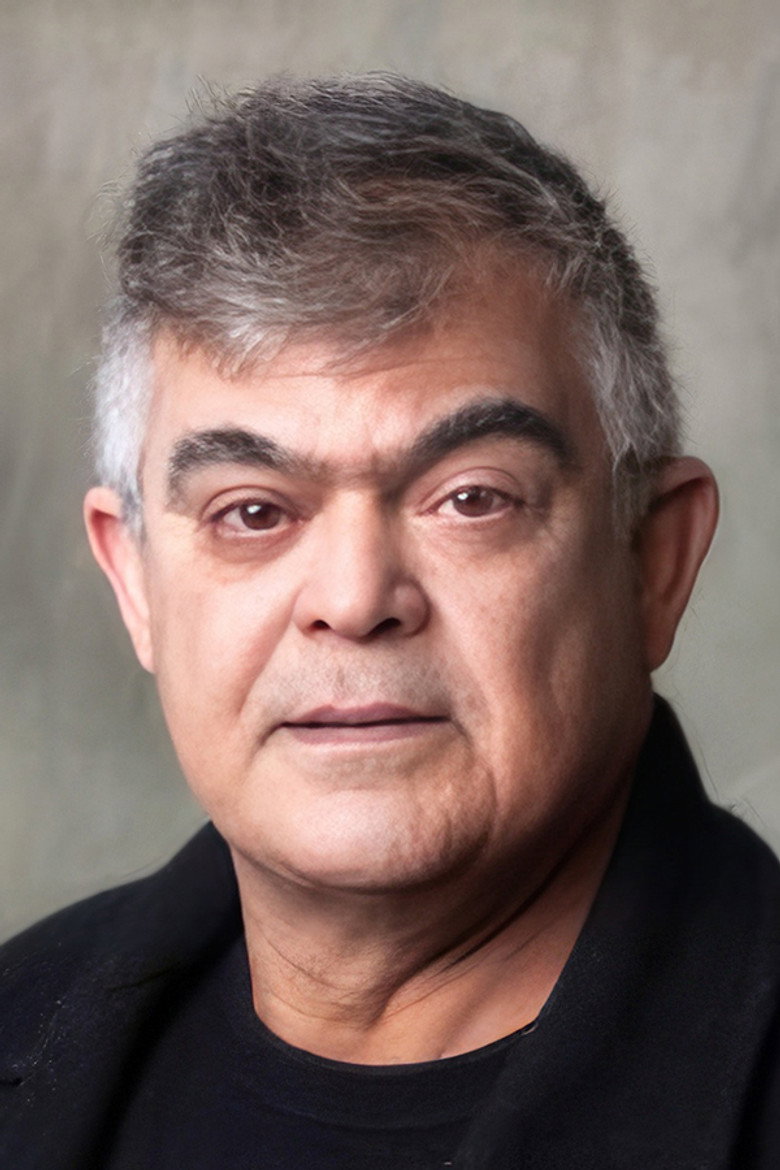 غسان عباس