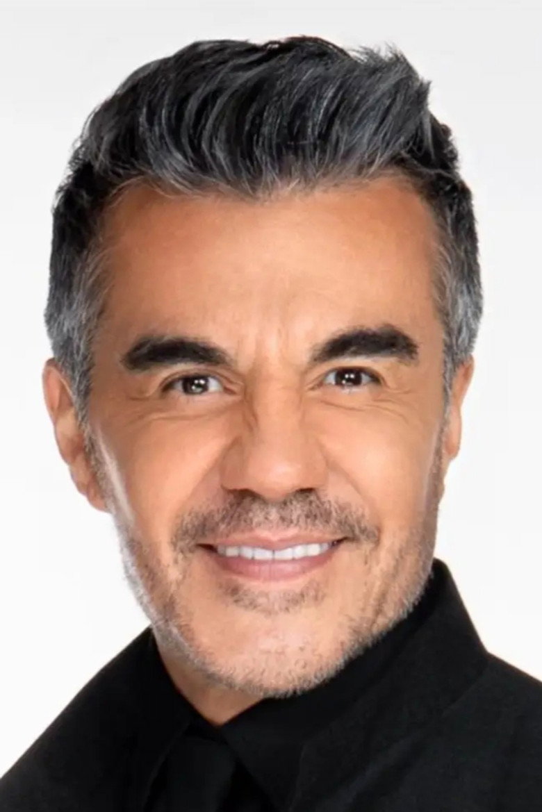 Adrián Uribe