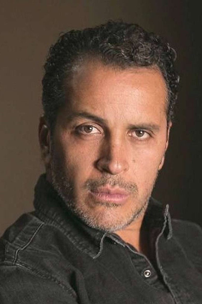 Gustavo Loza