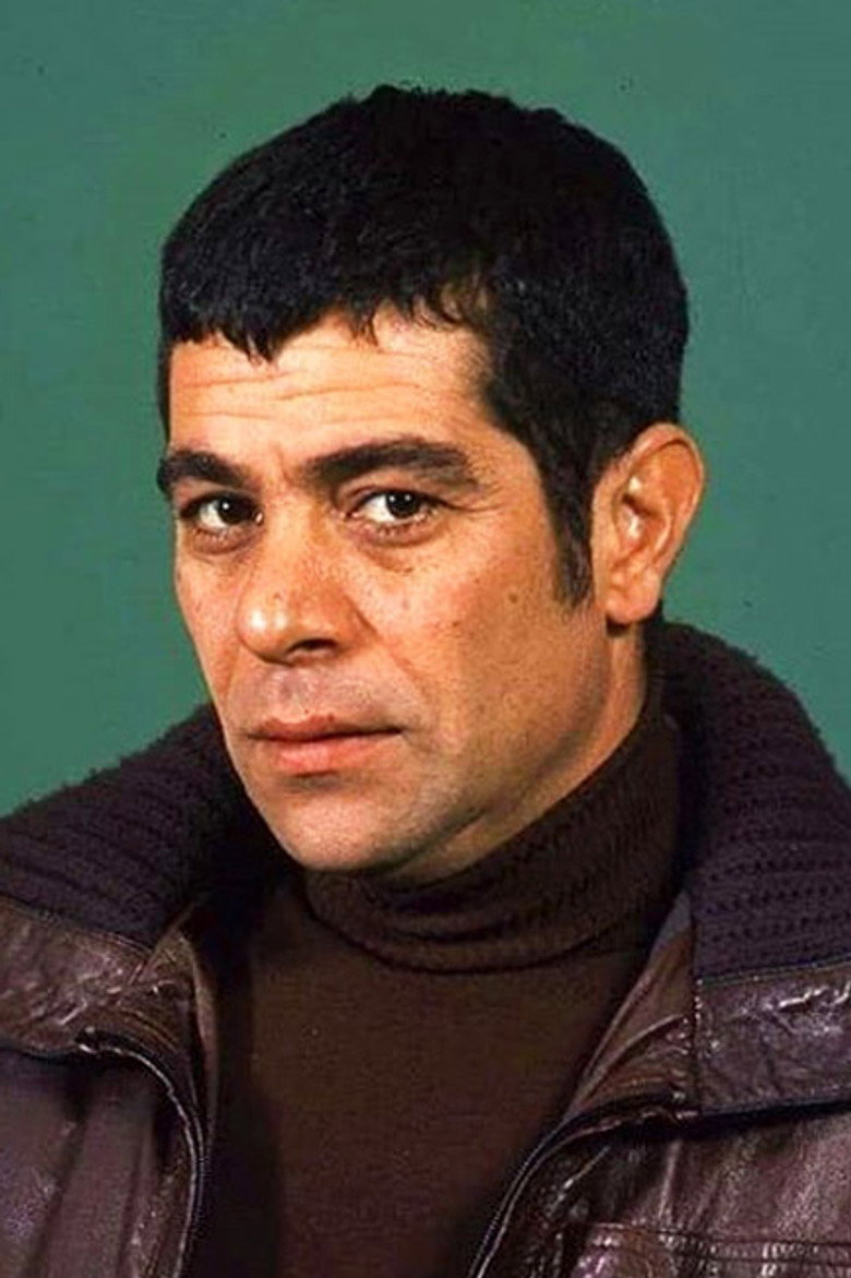 بهروز وثوقی