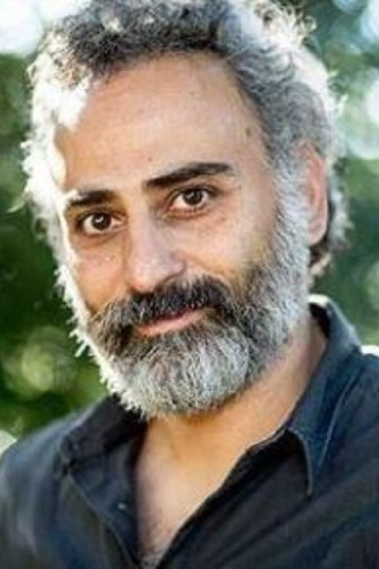 حسین طاهری
